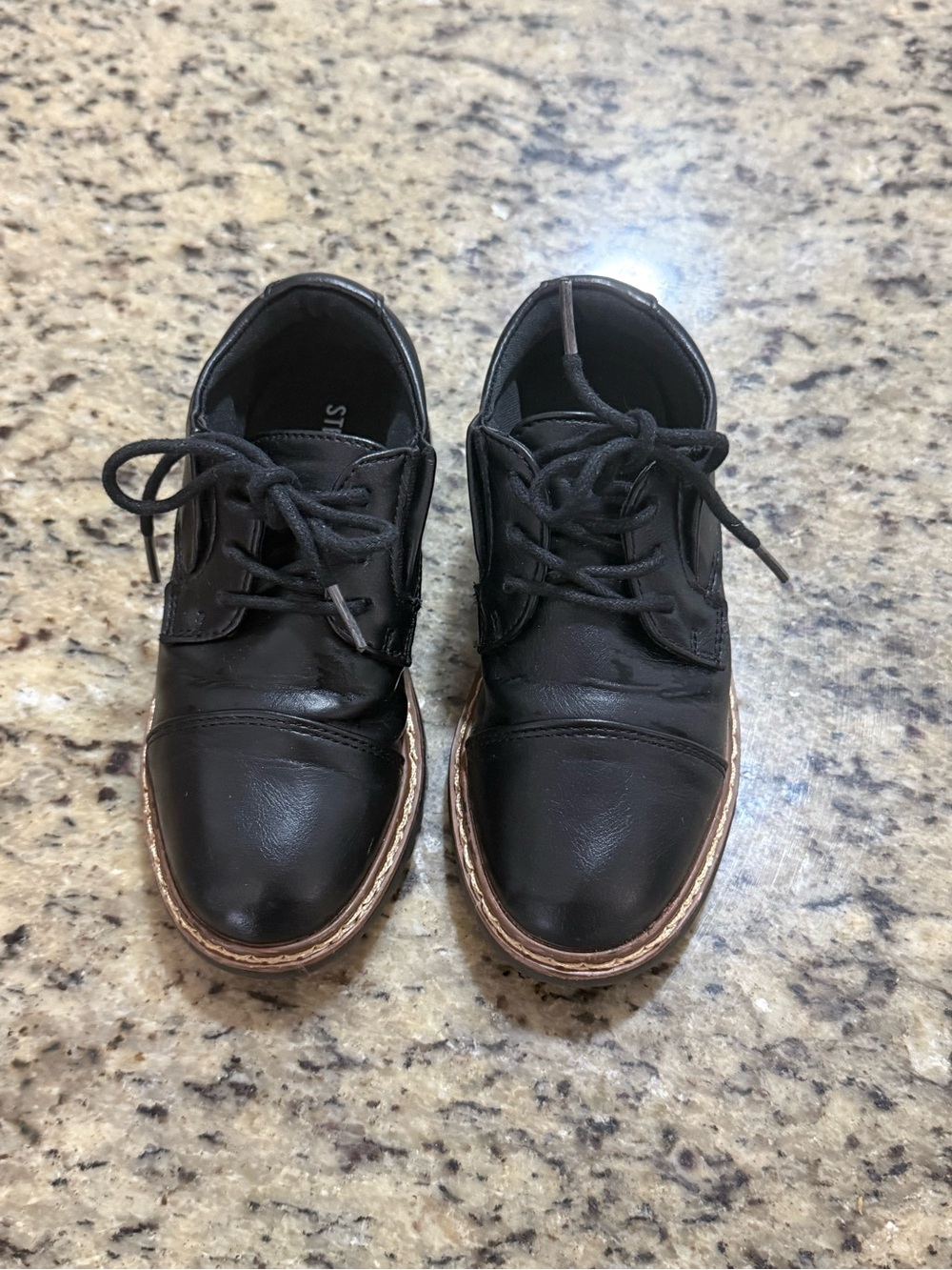 Steve Madden Black Oxfords with Brown Trim